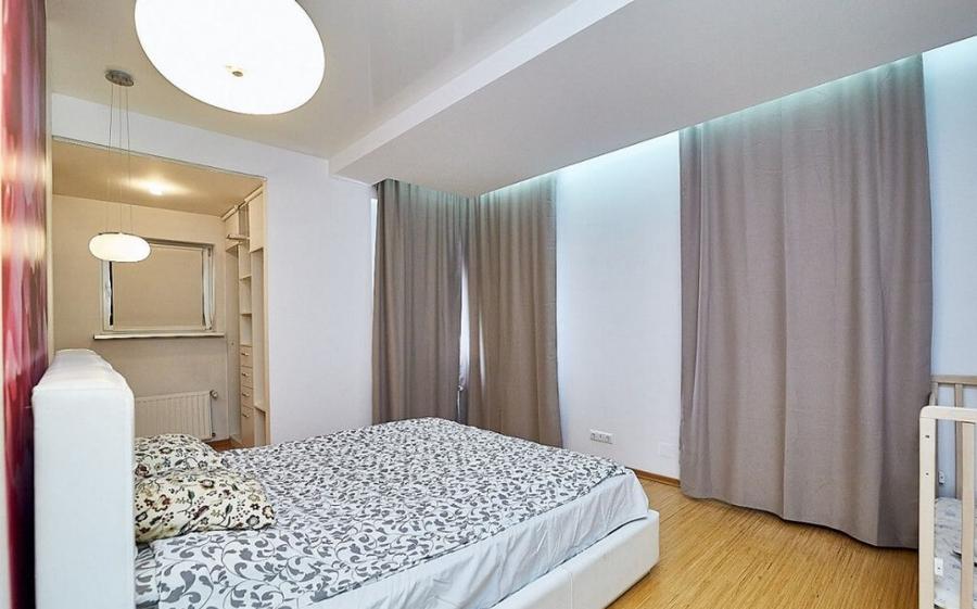 Oferim spre inchiriere un apartament de 2 camere Central - 1