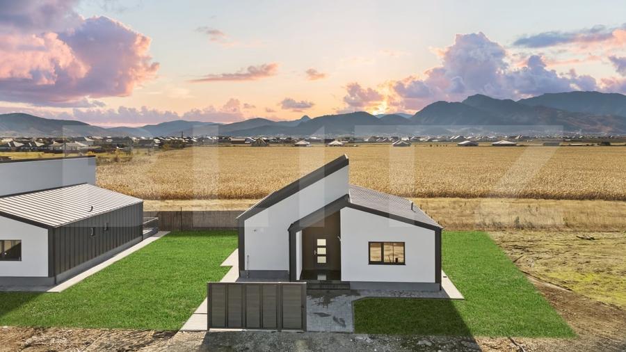 Casa finalizata sub indrumarea unui designer – rafinament si confort - 1