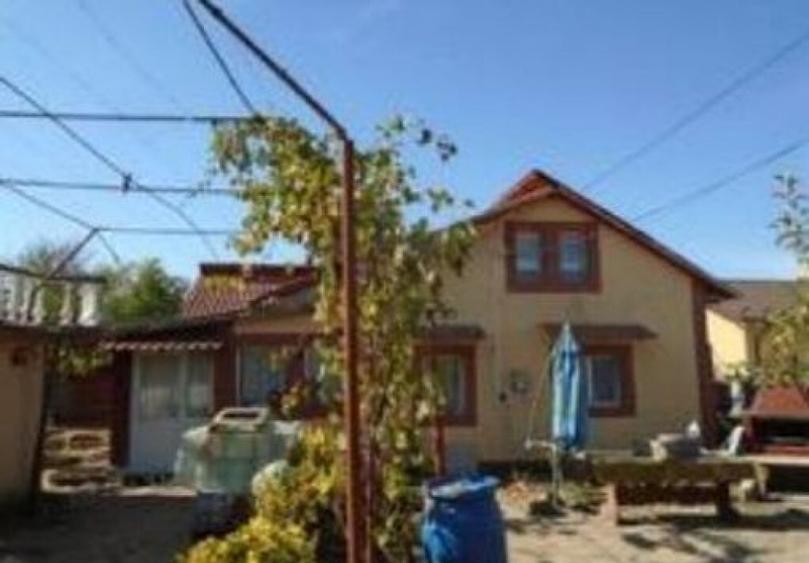 Cota 1/2 din casa si teren Podeni, jud. Arges - ID: R1983482 - 14