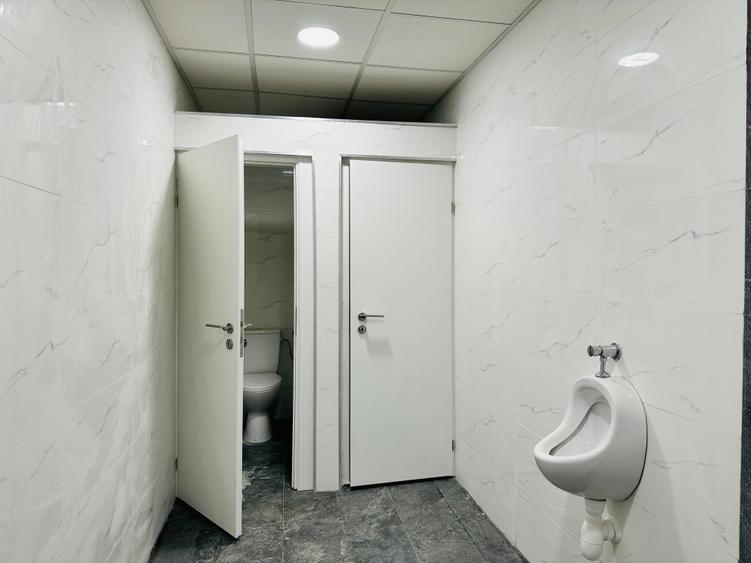 De vânzare spațiu comercial / birouri – Sector 4, lângă metrou - 2