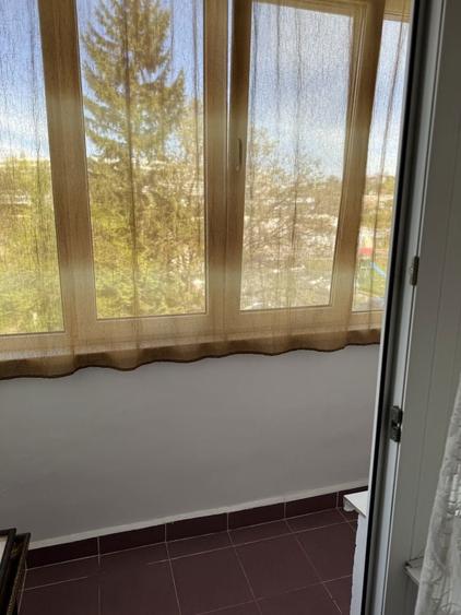 Inchiriez apartament 2 camere - 7
