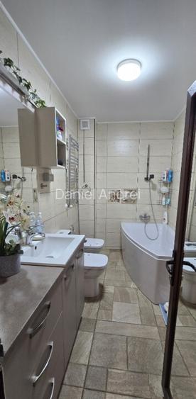 Casa veche renovata (2018-2022) in Campina,Zona Muscel Casa veche renovata (2018-2022) in Campina,Zona Muscel