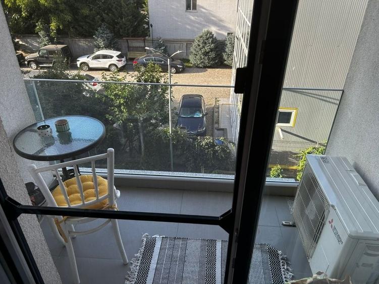 Apărătorii Patriei apartament de inchiriat 2 camere, centrala , loc de parcare - 4