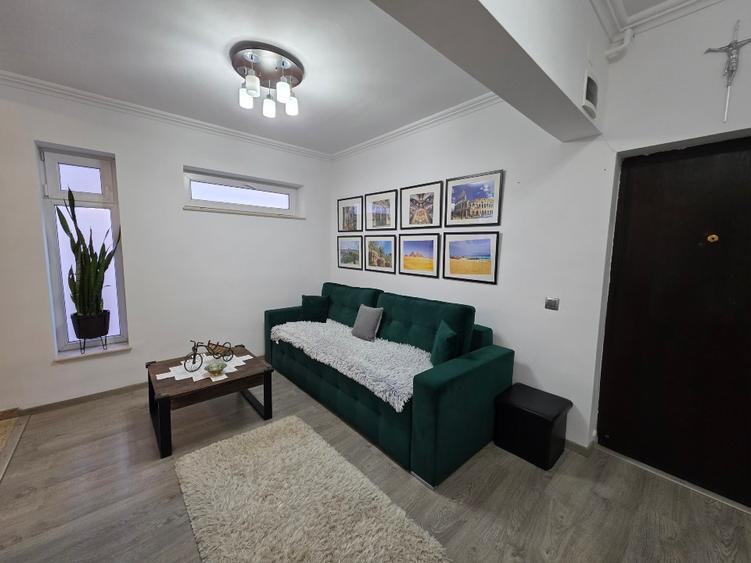 De închiriat Apartament 3 camere strada Marin Preda + locuri parcare - 12