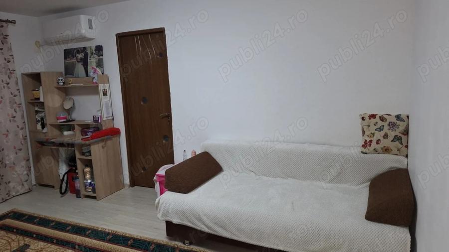 Proprietar vand apartament 2 camere - 2