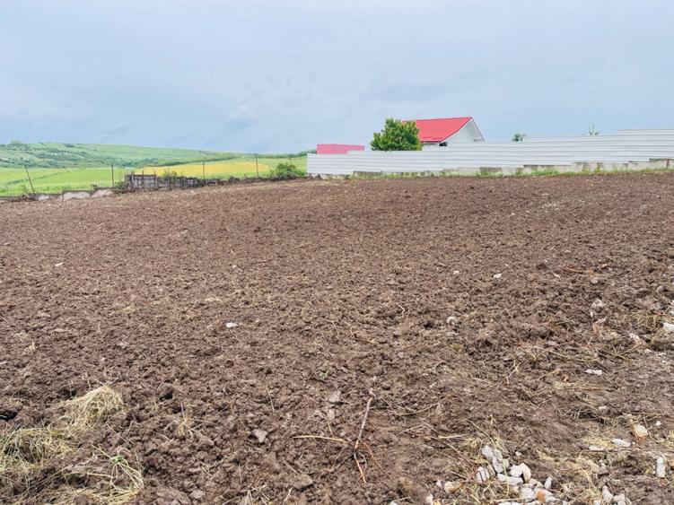 Teren intravilan simnicul de sus ! - 2