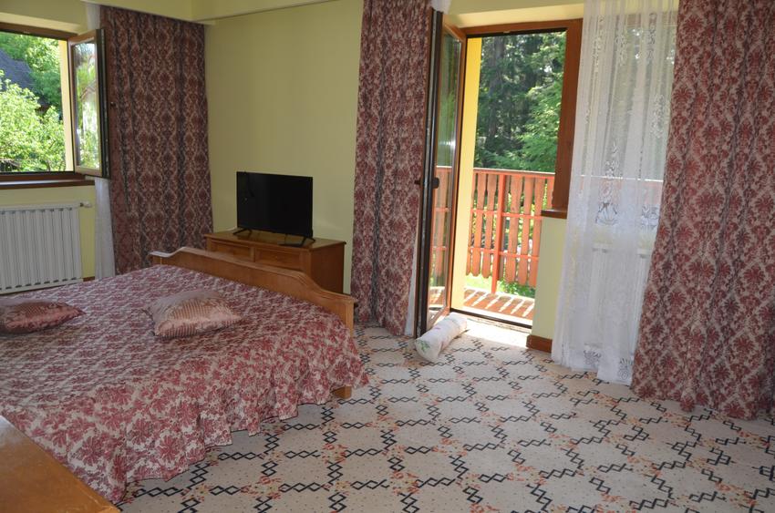 Vila cu 11 camere situata in Predeal,Cioplea ,panorama spectaculoasa - 7