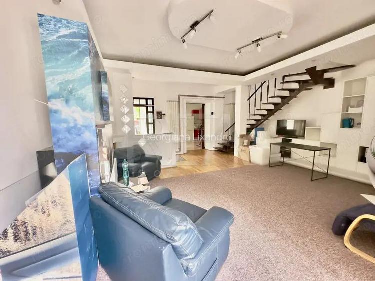 Vila 6 camere, Titulescu, Curte ?i zona de relaxare Metrou la 7 minute