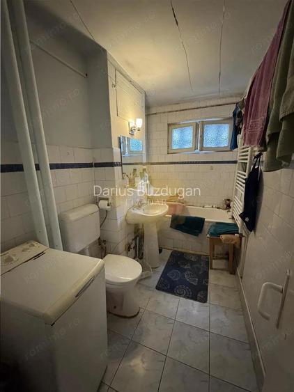 Apartament 4 camere Decomandat Dacia Etaj 1