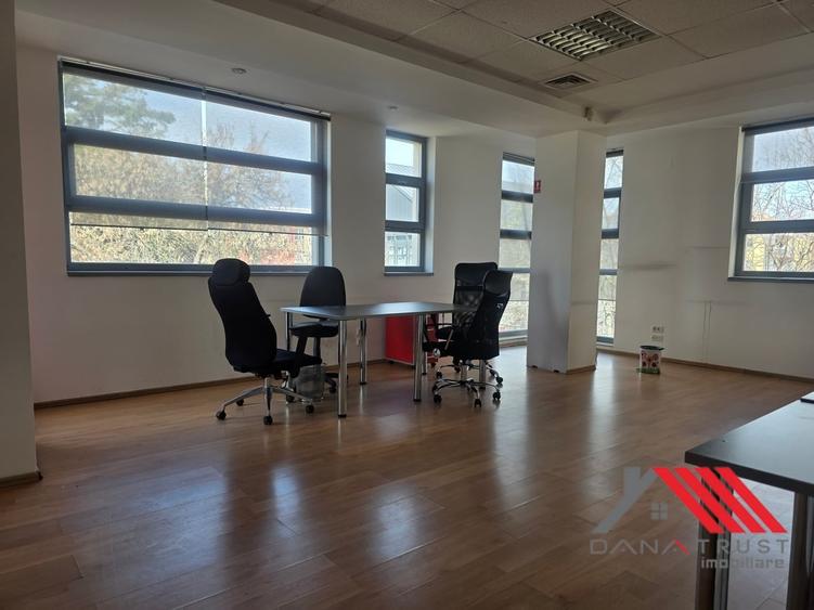 Bdul Eroilor  -  SAD Birouri 180 mp – 10 euro/mp - 1