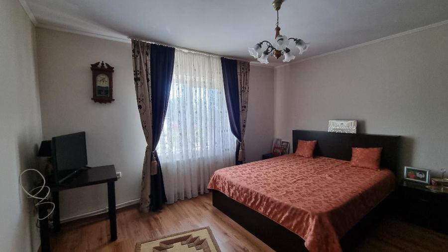 Casa finisata in Lazuri cu teren 1452 mp - 9