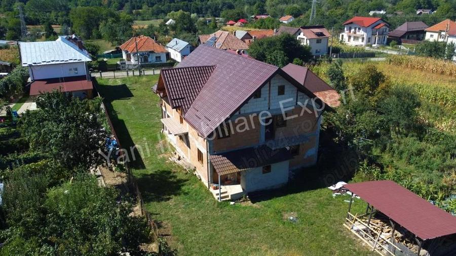 Casa de vanzare in comuna Albe?tii de Arge?, jude? Arge?. - 2