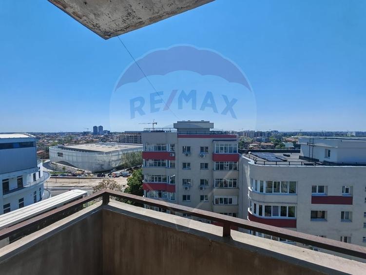Apartament cu 4 camere - Aparatorii Patriei - Str Democratiei - 13