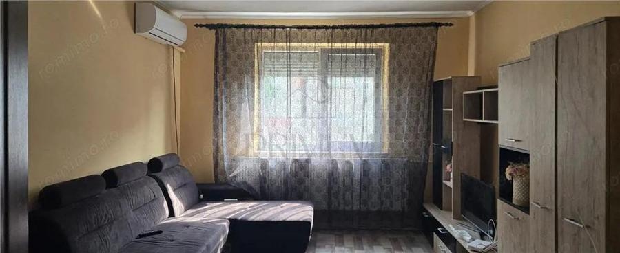 Garsoniera zona Blascovici-mobilata si utilata - 4