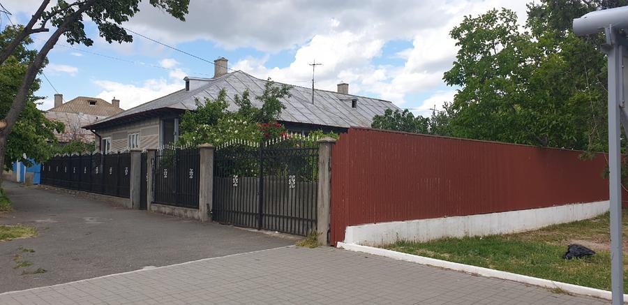 Vând casă Jurilovca  - 1