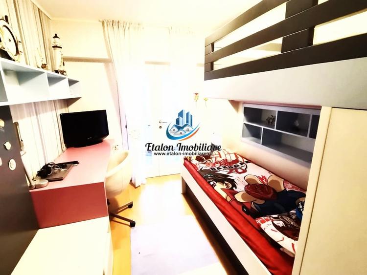 Apartament 3 camere, etaj 3, Calea Romanului - 9