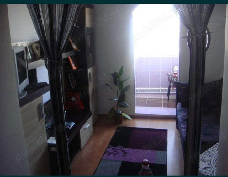 Vand apartament 2 camere -central - 5
