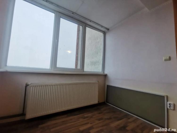 Vand apart. 3 camere conf 1 decomandat, etaj 6, Rogerius-sud - 1