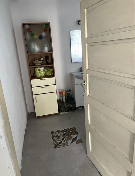 Casa + teren de vanzare - 1