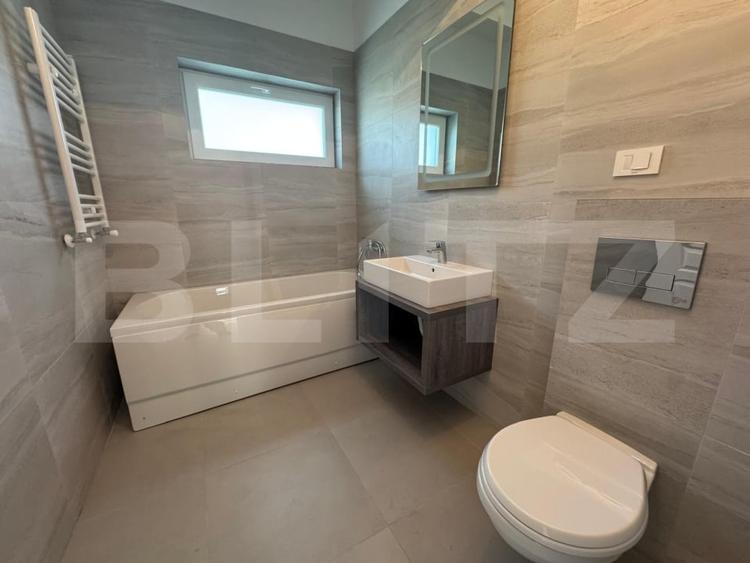 Apartament de vanzare, cu 2 camere, etaj intermediar, zona Tatarasi - 7