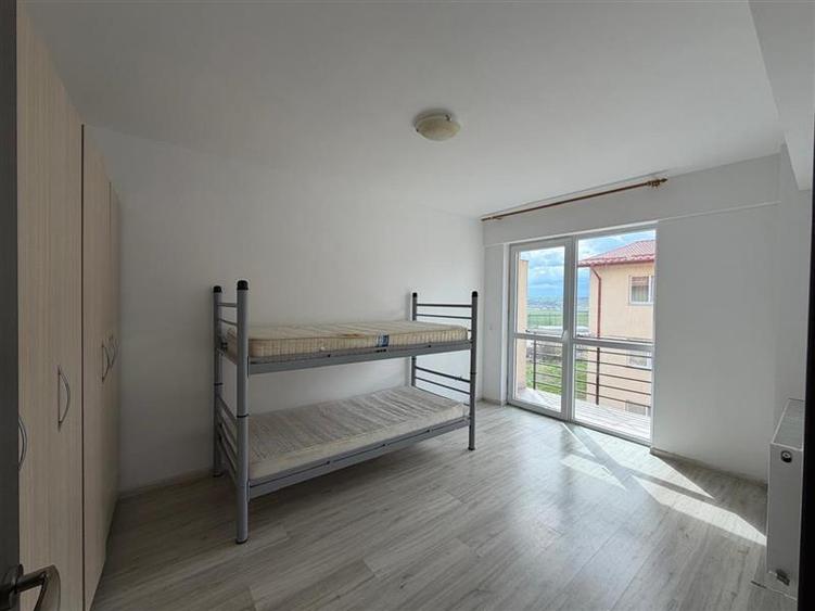Intabulat, apartament 3 camere, 2 bai, loc de parcare, Valea Lupului - 4