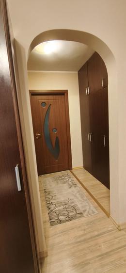 Apartament cu 2 camere semidecomandat în Cornișa