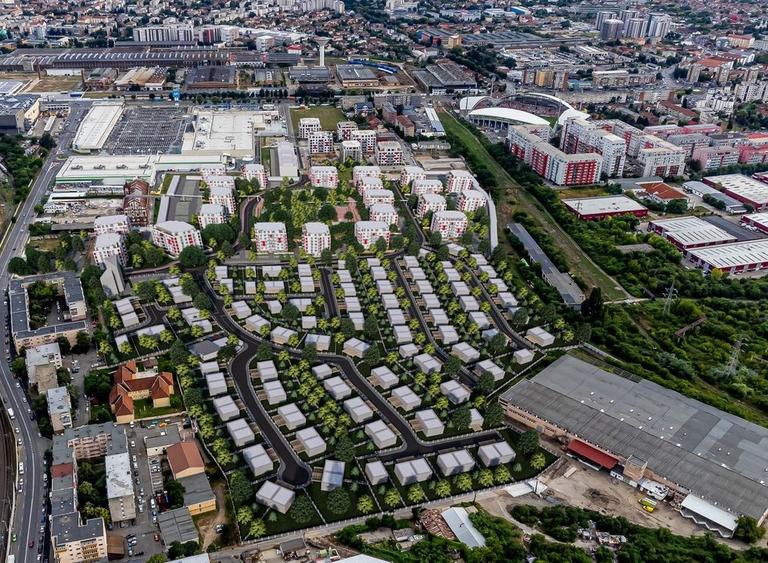 Teren generos pentru casă, in Arad - 3
