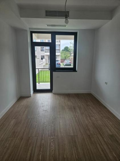 Spatiu Birouri | 550 mp | Damaroaia | 8 locuri parcare | - 4