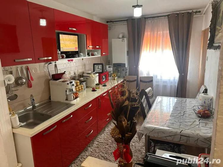 Vand apartament doua camere decomandat centrala proprie - 4