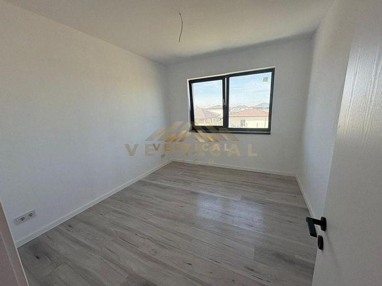 Vila la intrare in comuna Berceni - 9