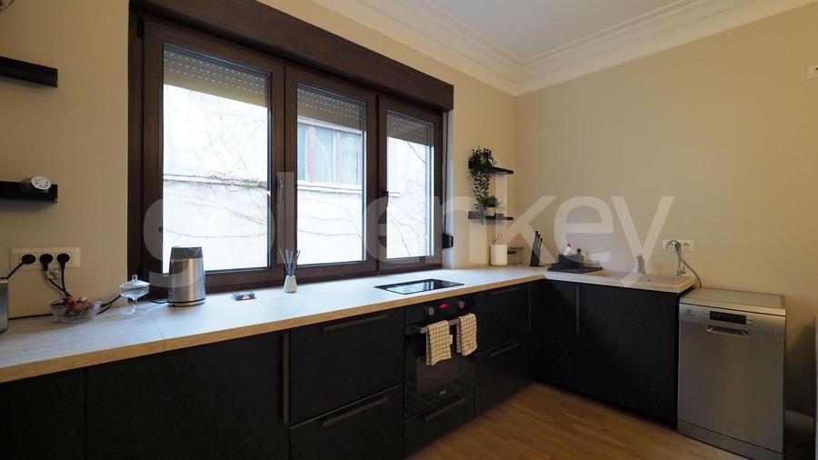 Apartamen spatios cu 4 camere langa parc - 6