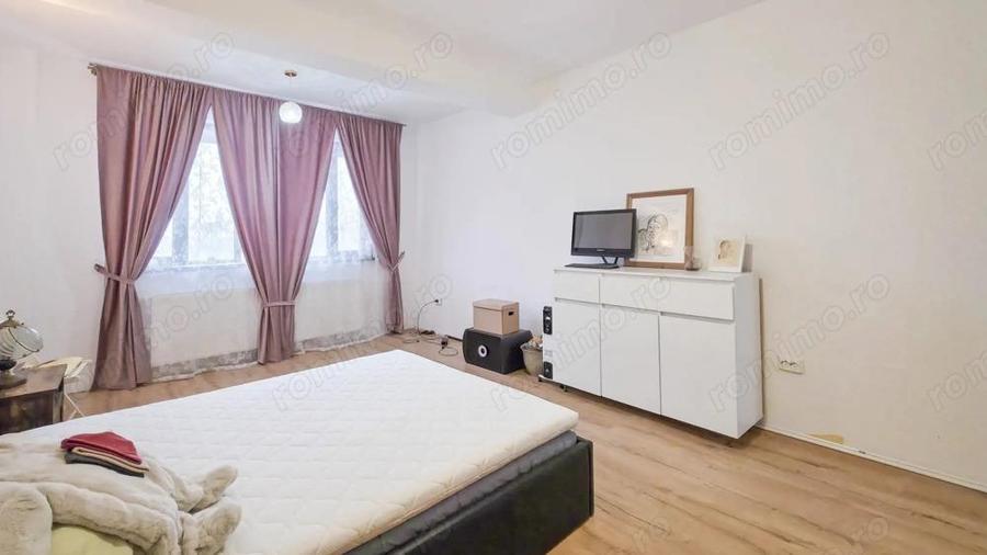 Casa 11 camere cu livada pe Strada Republicii, Dragomire?ti-Deal - 5