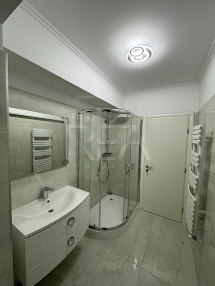 Duplex DOROBANTI 6 camere, plus terasa 13 mp  deja inchiriat RANDAMENT 5% - 24