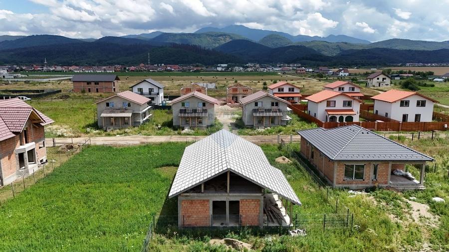 Comision 0! Casă la Roșu + Teren 500 mp – Cristian - Autorizată 2024 - 5