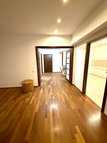 De vanzare |Apartament spatios 3 camere| Gradina| Herastrau| Nordului| 2 parcari - 3