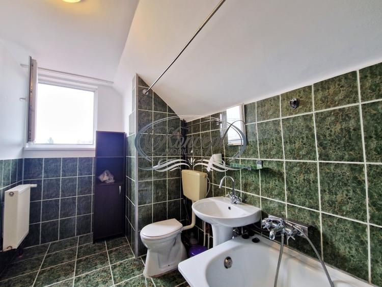 Duplex cu 4 camere cu Canalizare în Mărăști