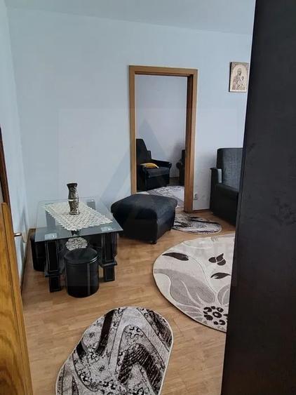 Apartament 2 camere bucatarie inchisa baie cu geam zona Mihai Viteazu - 1