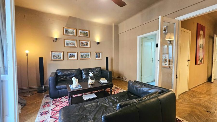 Apartament interbelic, la 20 m de Universitate-Comision 0% - 1