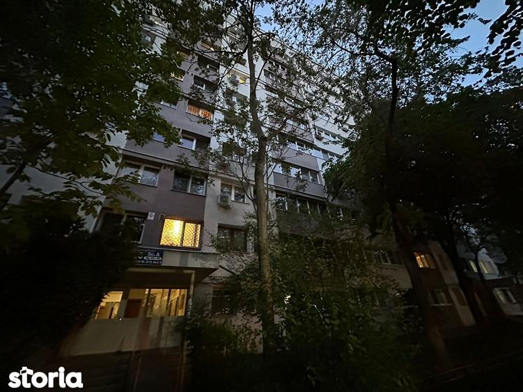3 camere Lujerului Prea Aproape De Metrou De Inchiriat Iuliu Maniu - 20