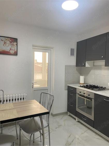 De inchiriat Apartament 2 camere, central, in Cernavoda - 4