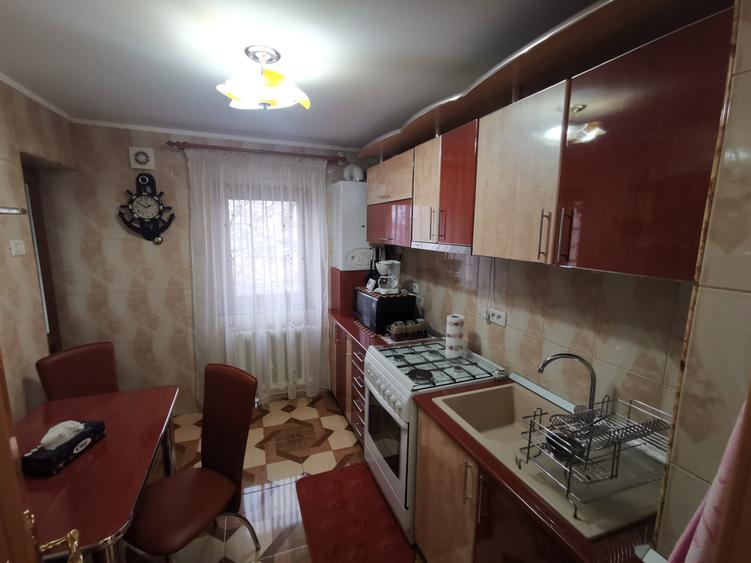 Apartament 3 camere zona Electroalfa - 3