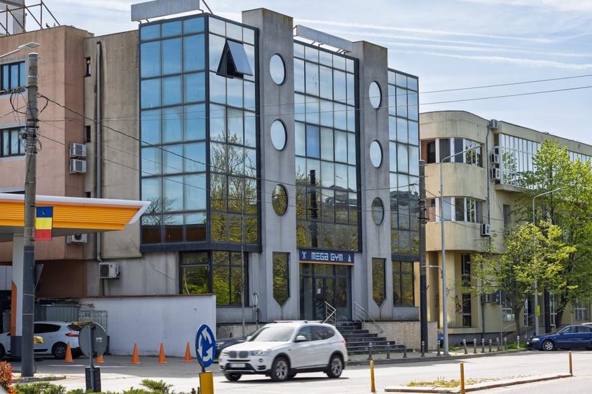 Cladire Comerciala Reprezentativa D+P+3 | 1268 mp | Soveja - City Park Mall - 2