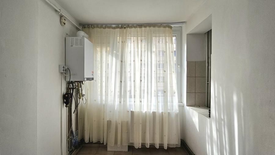 Garsoniera Etaj 1 - 500 M Lacul Noua - 4