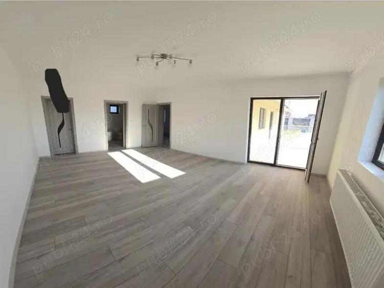 Casa Moderna pe Parter, Utilita?i Complete ?i Terasa Acoperita SACALAZ - 7