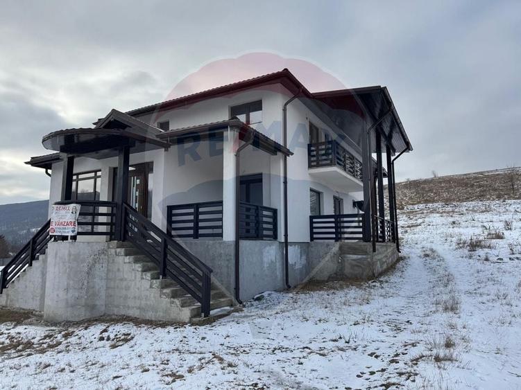Casa  si  teren zona Balaurul - 1