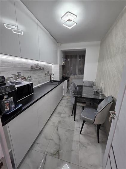 Apartament 2 camere, zona Vlahuta - 9