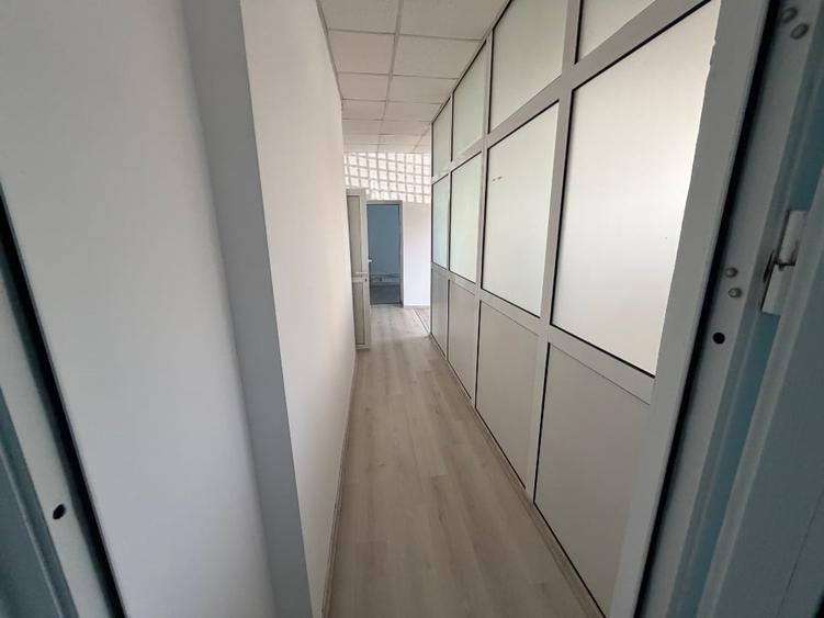 Spațiu comercial central de închiriat - 8