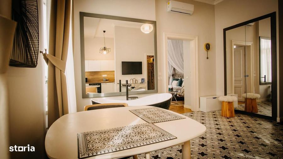 Bijuterie de apartament , Ultracentral | Terasa spre pietonala - 5