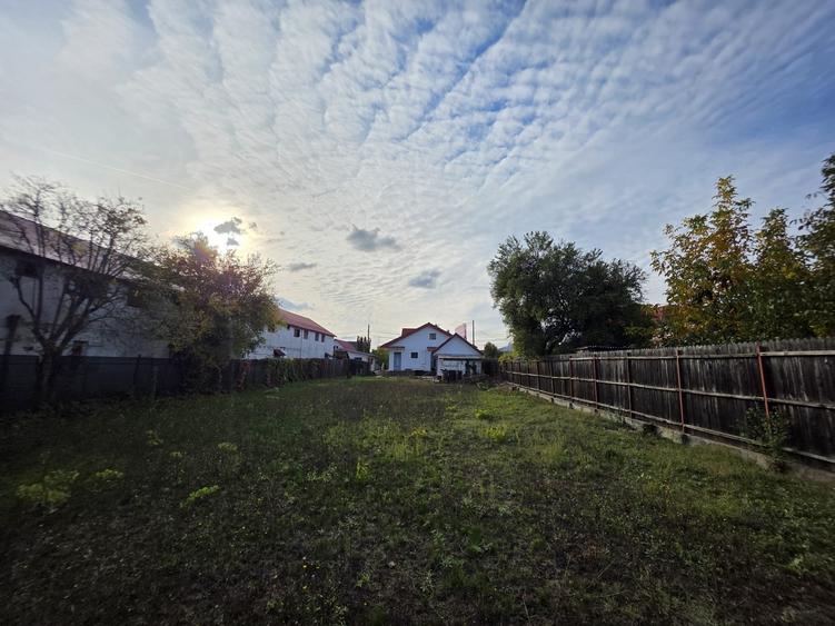 Teren de inchiriat cu vizibilitate DN1 - 1