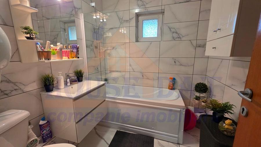 Vanzare apartament 2 camere Calea Mosilor, vedere spate - 9